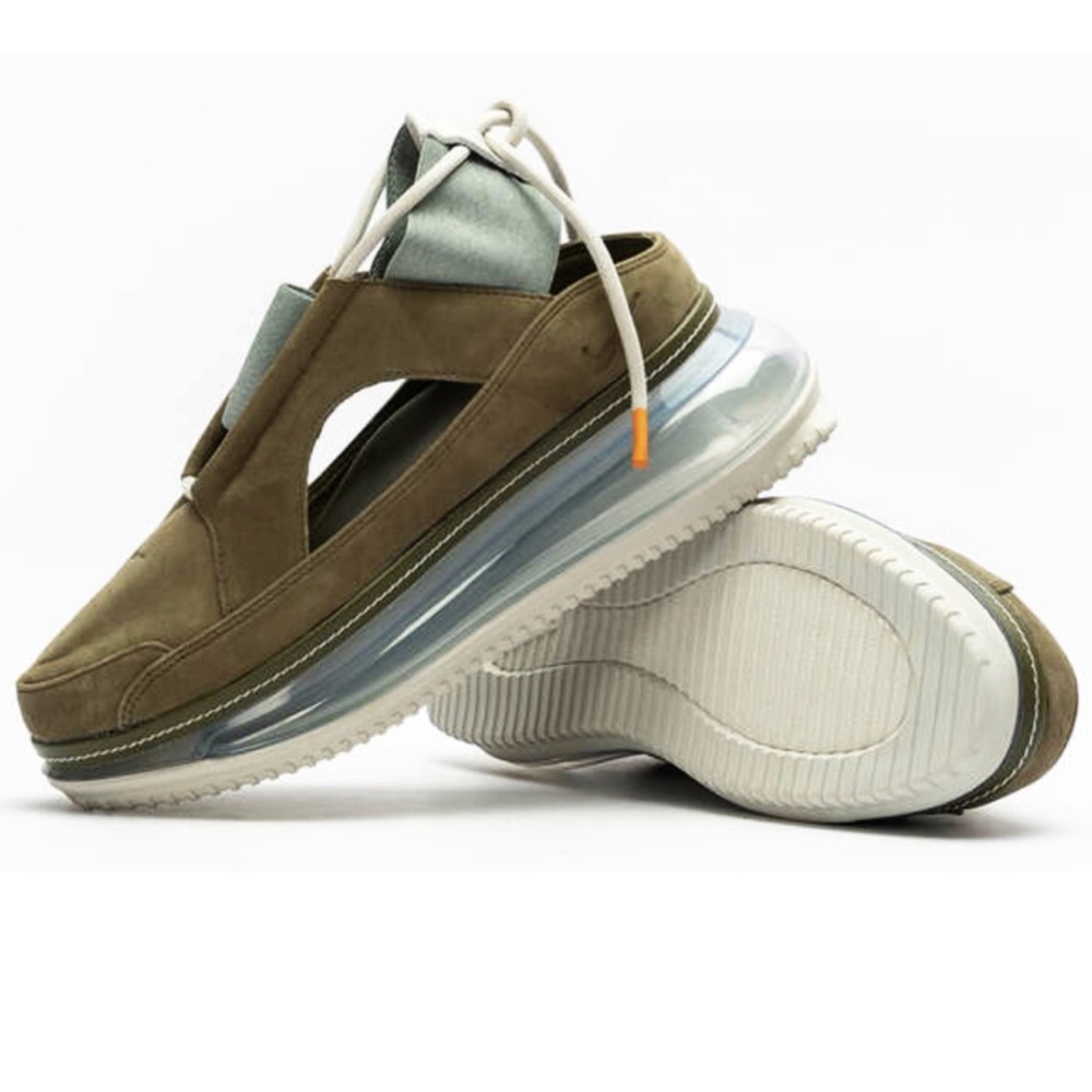 {NIKE} Air Max FF720 Wmns Hybrid Sandal Sneakers